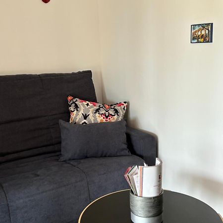Les Flo Location Apartment Aigues-Mortes Bagian luar foto